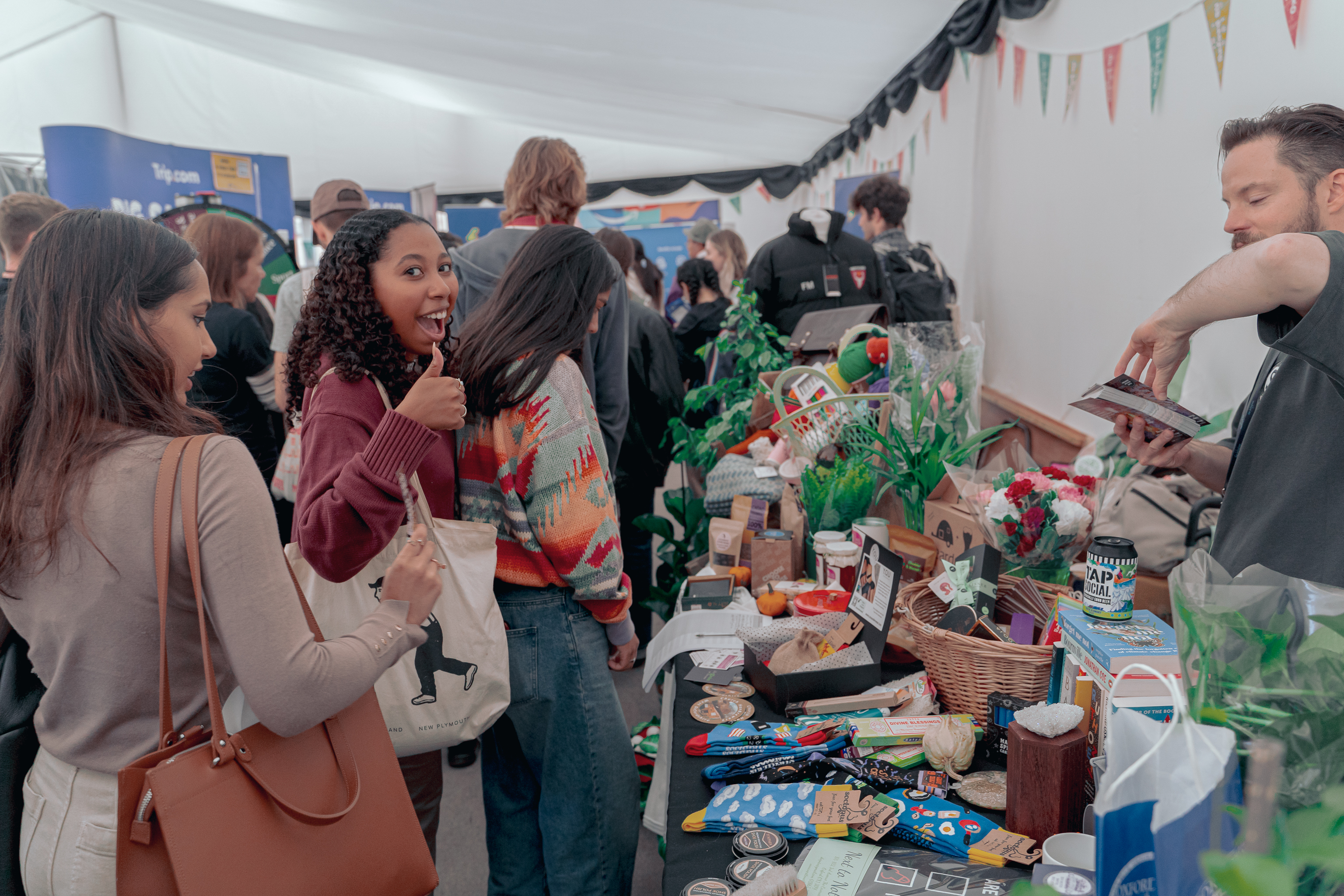 Tap into a highly-engaged student audience by advertising at Oxford SU.